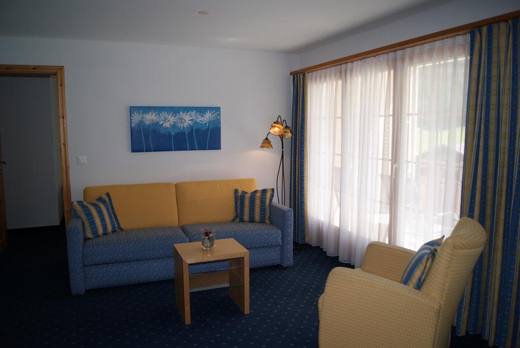 Ferienwohnungen Hotel Allegra Zuoz Εξωτερικό φωτογραφία